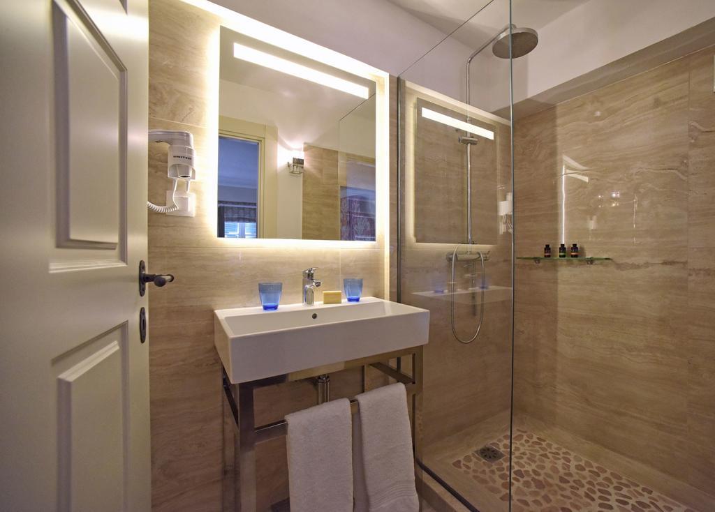 Durrell Liston Suites Corfu  Luaran gambar
